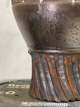 Load image into Gallery viewer, 活石陶坊 LIVING STONE Ceramics Gallery - 礦岩銀彩木質 L