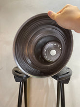 Load image into Gallery viewer, 活石陶坊 LIVING STONE Ceramics Gallery - 墨黑銀彩刻紋 XL