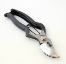 Load image into Gallery viewer, 外山刃物 Toyamahamono - 花木剪