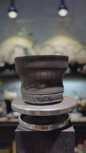 Load and play video in Gallery viewer, Ryuhoou Plantpot - Gousha Medium L
